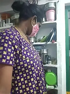 Snapshot of sweety006telugu chatting on May 18, 2026, 4:07 am sweety006telugu online show from May 18, 2026, 4:07 am