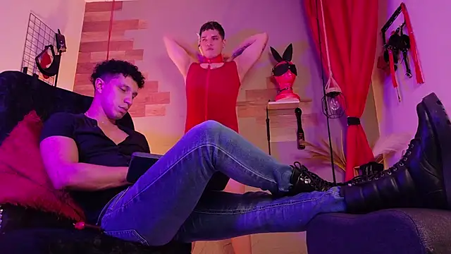 AngeloColleen online show from October 18, 2025, 7:27 pm