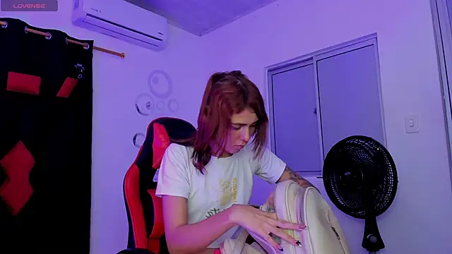 Nicol TransGirl online show from October 3, 2025, 3:41 am