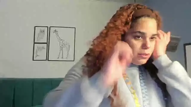 Snapshot of ninna_curly chatting on May 15, 2026, 3:15 am ninna curly online show from May 15, 2026, 3:15 am