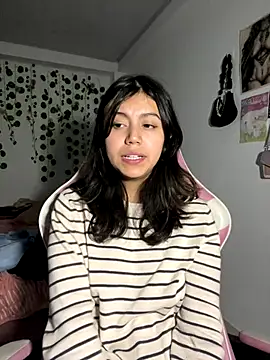 LiLy kIndly online show from November 20, 2025, 11:03 pm