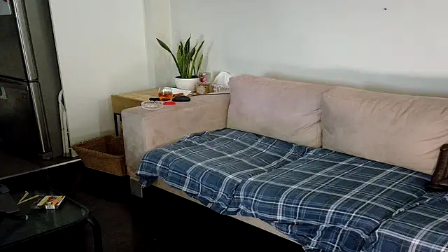 Snapshot of FreckleFaceBeauty chatting on March 3, 2026, 9:33 pm FreckleFaceBeauty online show from March 3, 2026, 9:33 pm