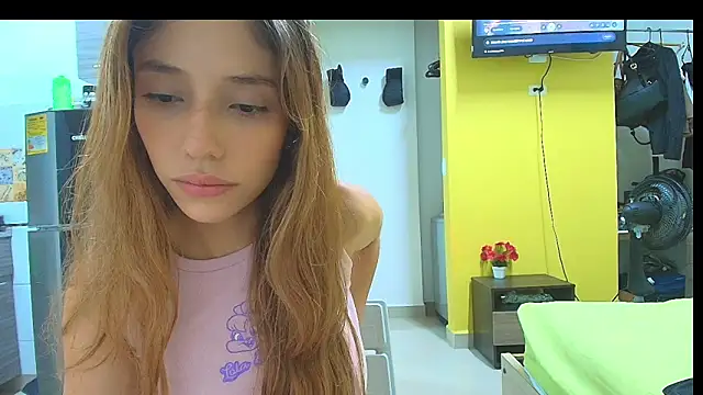 Alaiapink online show from June 7, 2026, 12:05 am