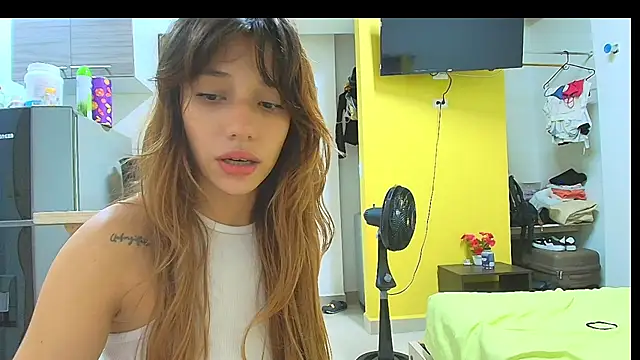 Alaiapink online show from July 12, 2026, 2:12 am