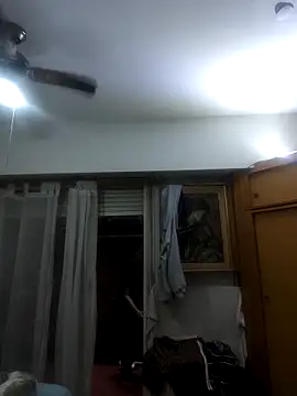 Hadesyosep online show from October 18, 2025, 4:31 pm