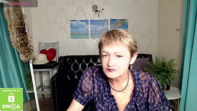 SexyGrandma  online show from October 1, 2025, 3:49 pm