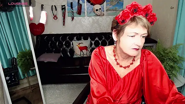 SexyGrandma  online show from October 25, 2025, 5:02 pm