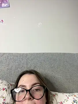 DearAlise online show from July 17, 2026, 11:51 am