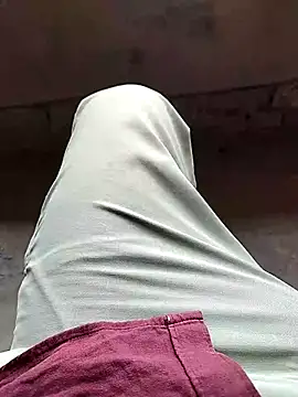 xmanrawan2 online show from March 11, 2025, 6:19 am