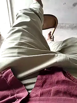 xmanrawan2 online show from March 10, 2025, 5:33 am