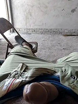 xmanrawan2 online show from March 18, 2025, 9:23 am