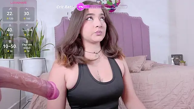 Snapshot of Shanntal_ chatting on July 8, 2026, 8:09 pm Shanntal online show from July 8, 2026, 8:09 pm