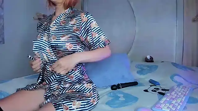 zoe taylorr1 online show from January 5, 2026, 5:27 pm