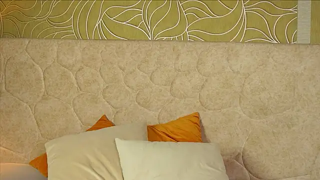 MillaBlis online show from February 11, 2026, 5:24 pm