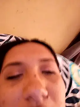 belenvaleria online show from November 11, 2025, 10:04 pm