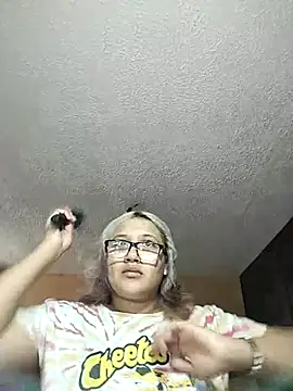 belenvaleria online show from March 12, 2025, 10:28 pm