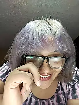 belenvaleria online show from March 6, 2025, 6:48 pm