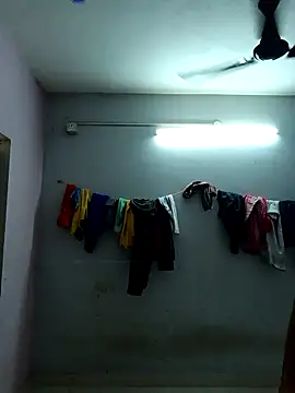 Rahulsrk2295 online show from February 1, 2025, 11:42 am