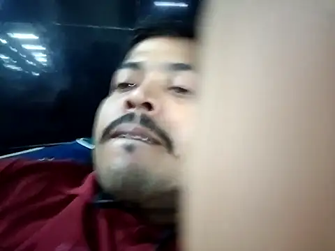 Rahulsrk2295 online show from February 25, 2025, 8:36 am