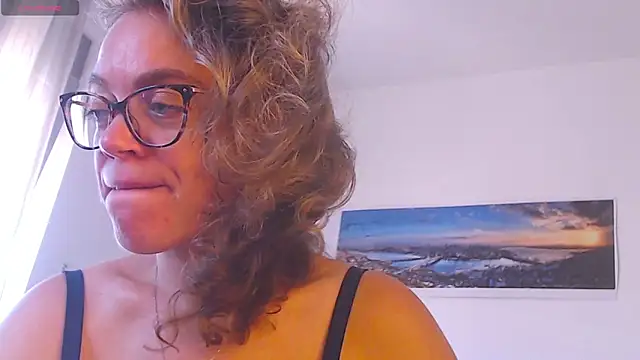 Ju-Hot online show from September 15, 2025, 2:28 pm