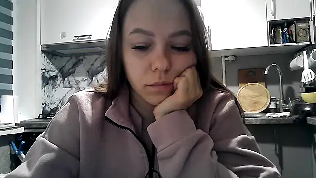 Misssweet s online show from October 9, 2025, 5:41 am