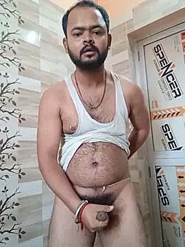 guavam65 online show from June 16, 2026, 2:44 am