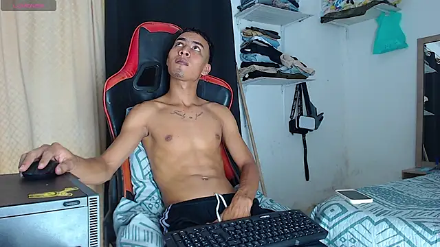 Snapshot of bruno_wild chatting on January 29, 2025, 7:43 pm bruno wild online show from January 29, 2025, 7:43 pm