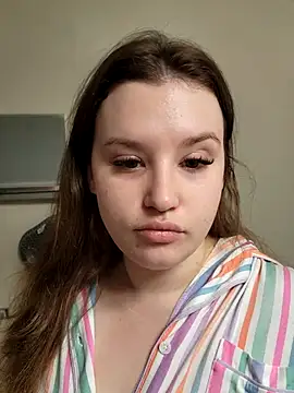 MrsJess online show from April 21, 2026, 4:02 pm