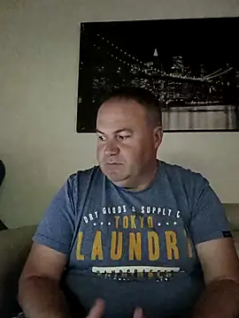 Pourleplasirs online show from May 21, 2026, 10:07 pm