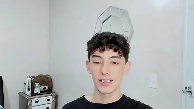 miketwink online show from March 9, 2026, 11:19 pm