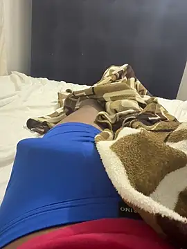 jhonnes  online show from March 10, 2025, 4:07 am