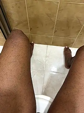 jhonnes  online show from September 30, 2025, 11:49 am