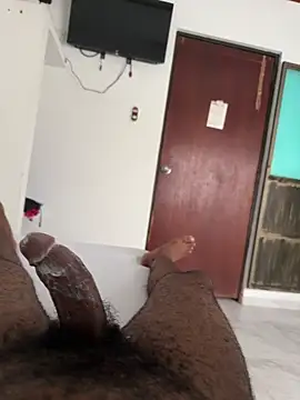 Snapshot of jhonnes_ chatting on February 17, 2026, 10:51 pm jhonnes online show from February 17, 2026, 10:51 pm