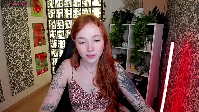 Maya Light online show from September 10, 2025, 1:48 am