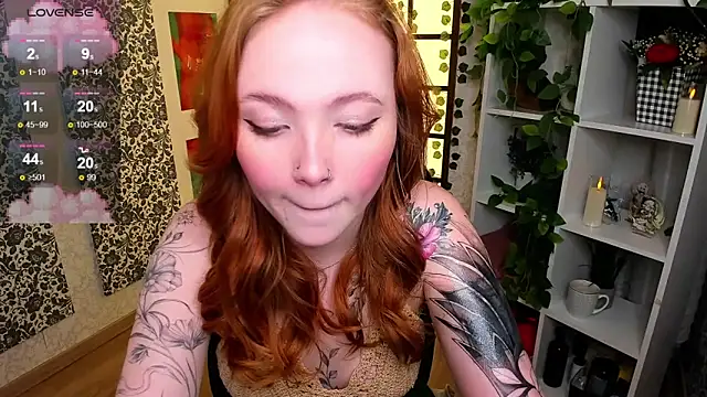 Maya Light online show from March 8, 2025, 4:45 am