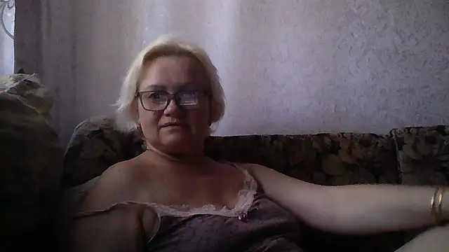 Mayya4321 online show from June 15, 2026, 9:53 am