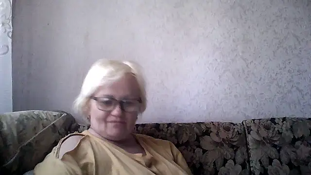 Mayya4321 online show from May 19, 2026, 10:44 am