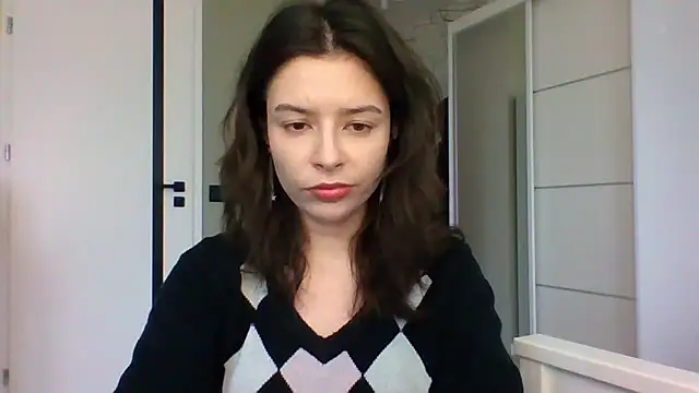 LariceSexy online show from November 17, 2025, 1:15 pm