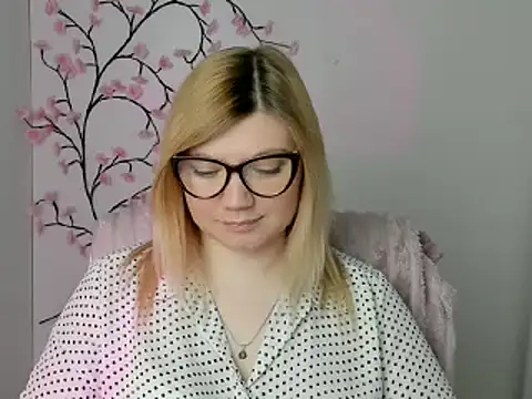 Lola moree online show from April 23, 2026, 11:49 am
