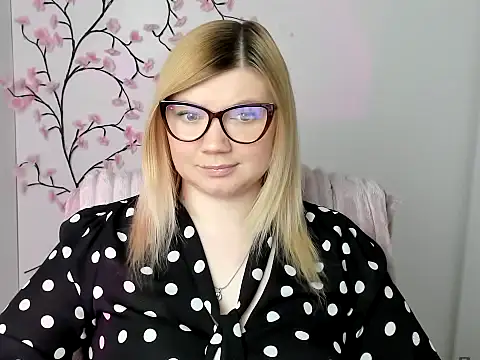 Lola moree online show from April 26, 2026, 11:40 am