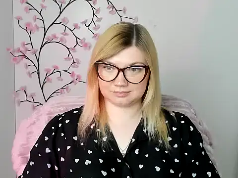 Lola moree online show from May 11, 2026, 4:04 pm