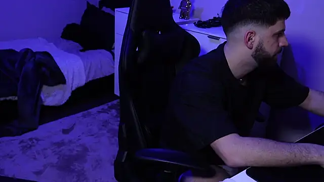 lucas kazimm online show from February 21, 2025, 12:38 pm