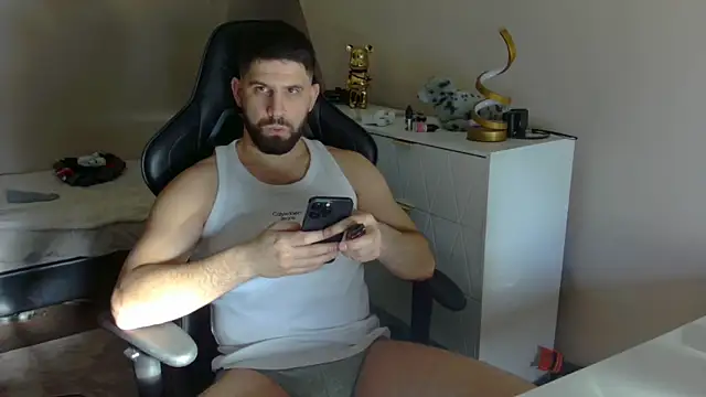 lucas kazimm online show from February 6, 2025, 1:54 pm