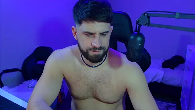 lucas kazimm online show from March 4, 2025, 9:43 pm