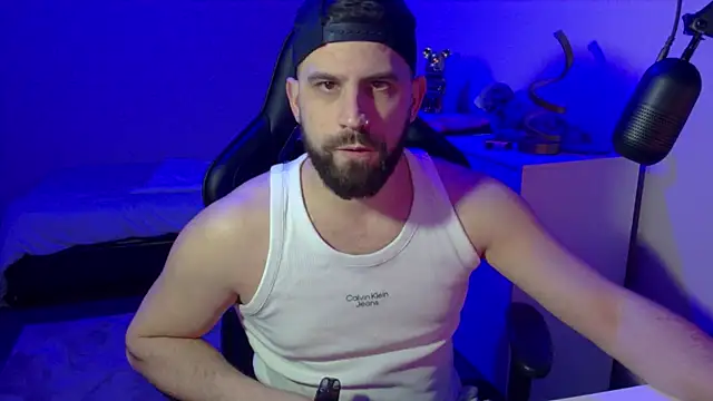 lucas kazimm online show from February 11, 2025, 9:35 pm