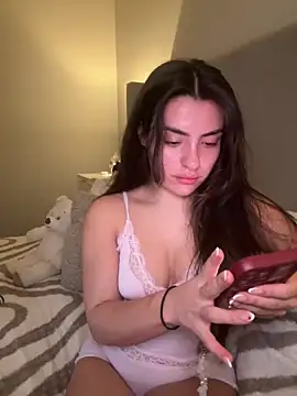 cute carly  online show from February 8, 2026, 9:56 pm