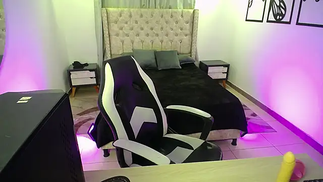 Snapshot of ayra_princes chatting on January 28, 2025, 1:29 am ayra princes online show from January 28, 2025, 1:29 am