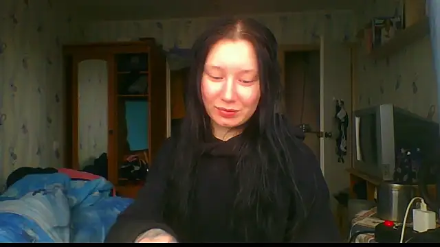 Snapshot of RussNocturnal chatting on February 5, 2026, 8:32 am RussNocturnal online show from February 5, 2026, 8:32 am