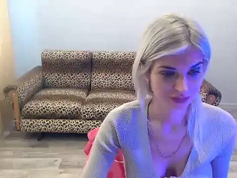 SexyBeatriice online show from November 2, 2025, 8:08 am