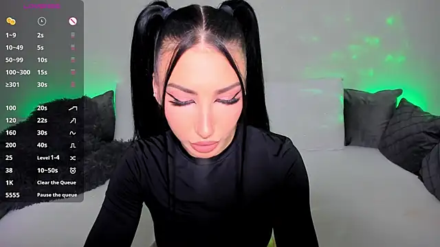 VickyBooXXX online show from May 18, 2026, 11:09 pm